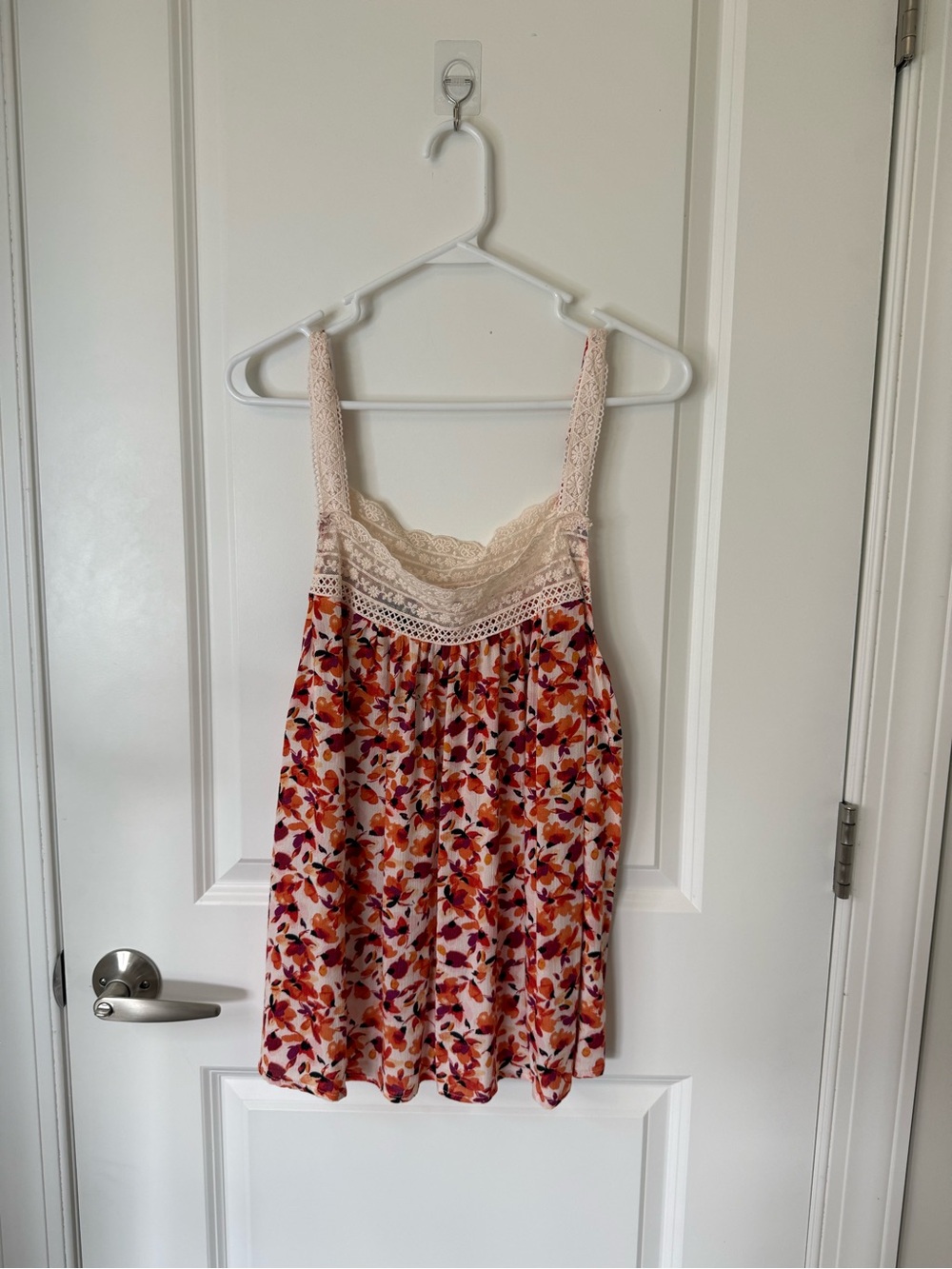 torrid Floral Lace-Trim Tank Top in Cream, Orange & Red